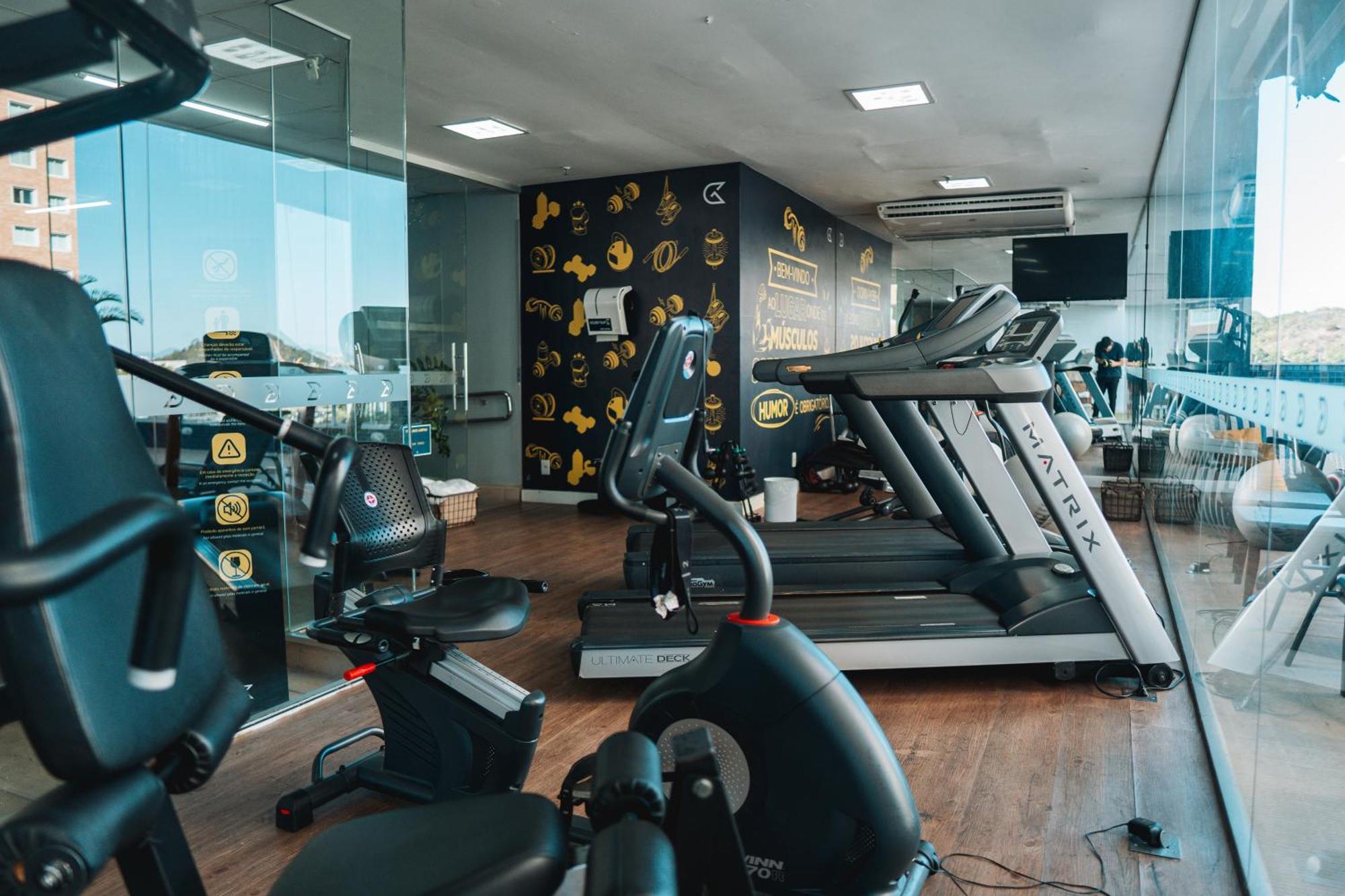 Отель Golden Tulip Porto Витория Экстерьер фото